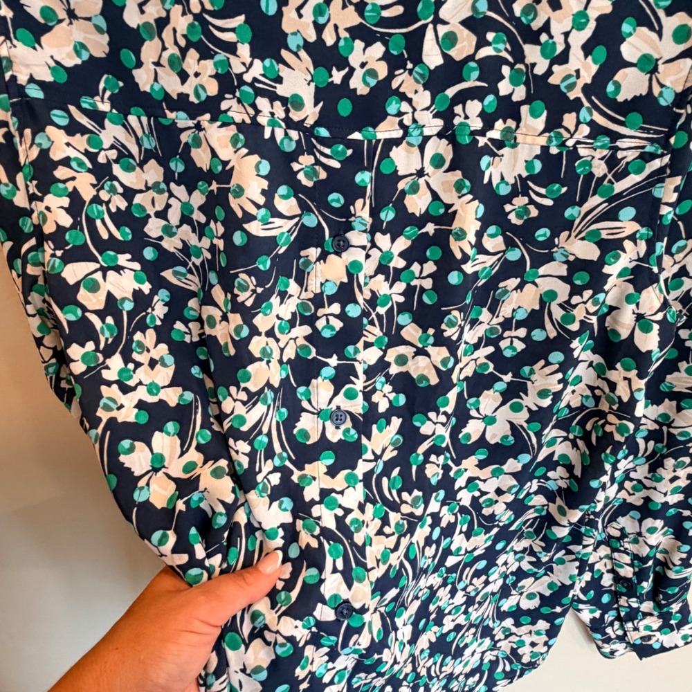 Banana Republic Boyfriend Fit Floral Polka Dot Navy Blue Button Down Shirt L - Picture 6 of 10